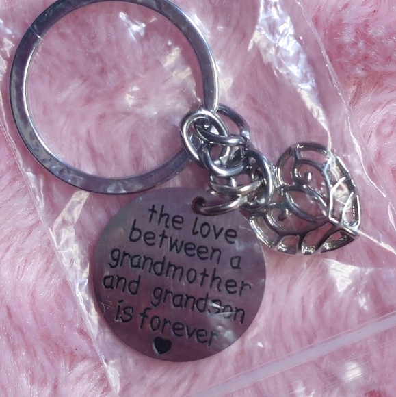 Grandmother & Grandson Keepsake Heart Keyring - Picture 4 of 5
